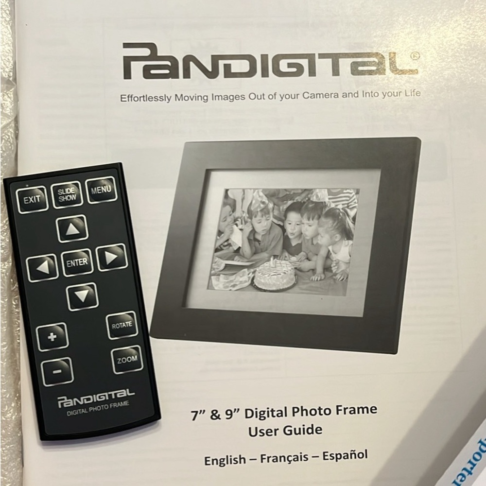 Digital photo frame